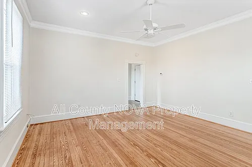 8753 Signal Hill Rd Photo 1