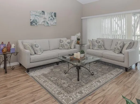 960 Partridge Cir #1-202, Naples, FL 34104