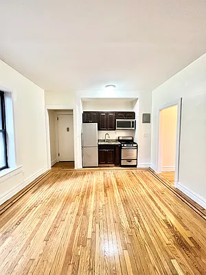 Rented by A&E Real Estate Management | media 6