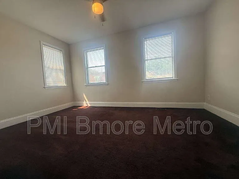 519 E Cold Spring Ln — Photo 12