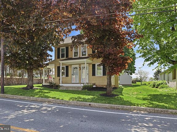 5th image of 2152 Cloverleaf Rd