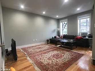 Rented by Sterea Agency