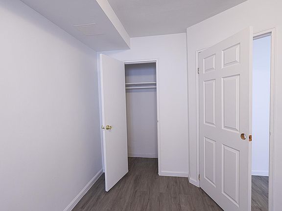 4th image of 1855 E 52nd St Floor 1