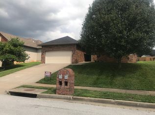 5626 S Lexington Ave, Springfield, MO 65810