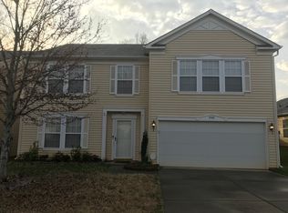 5500 Twin Brook Dr, Charlotte, NC 28269