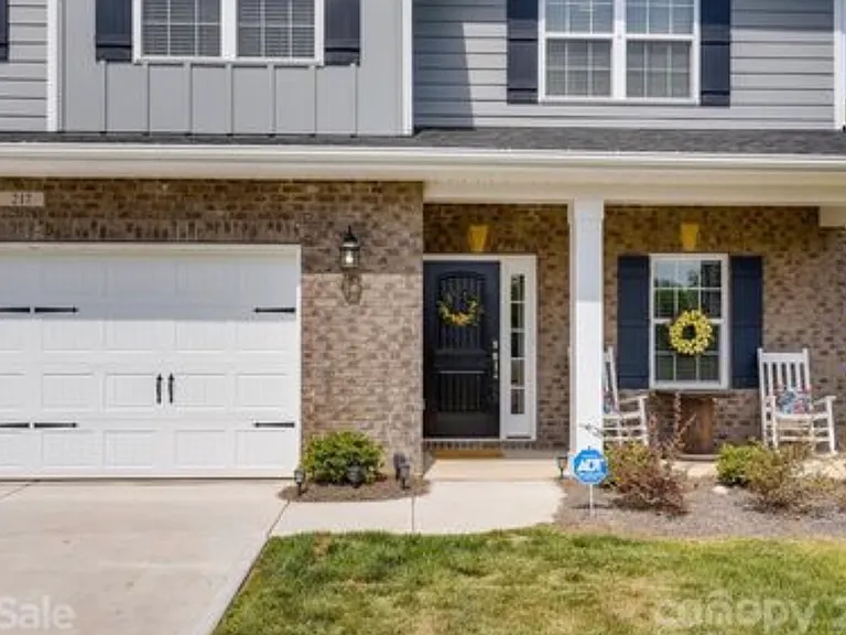217 Wedge View Way — Photo 3