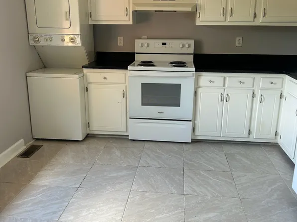 536 Old Gray Station Rd #1, Johnson City, TN 37615