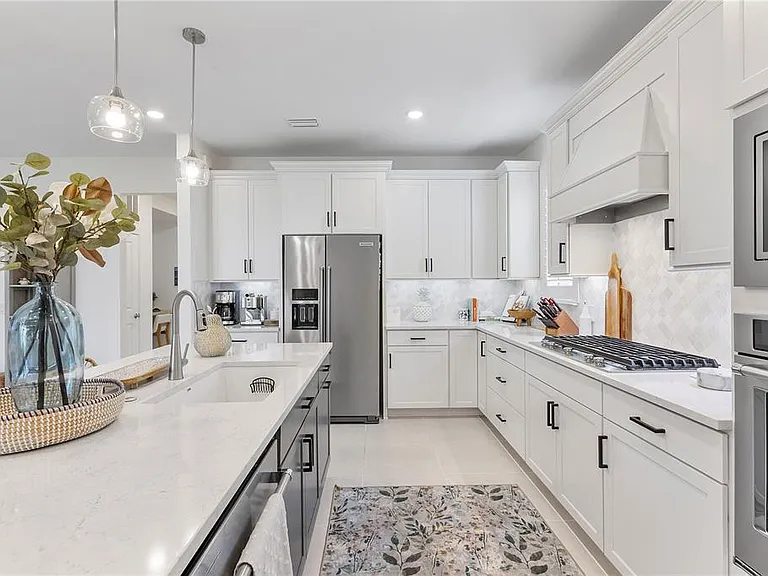 15635 Appalachian Dr — Photo 23