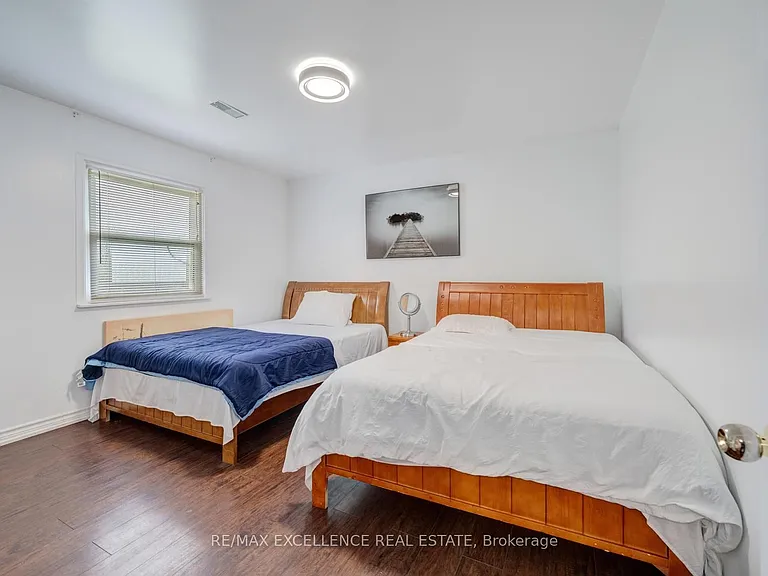 12575 Niagara River Pkwy — Photo 19