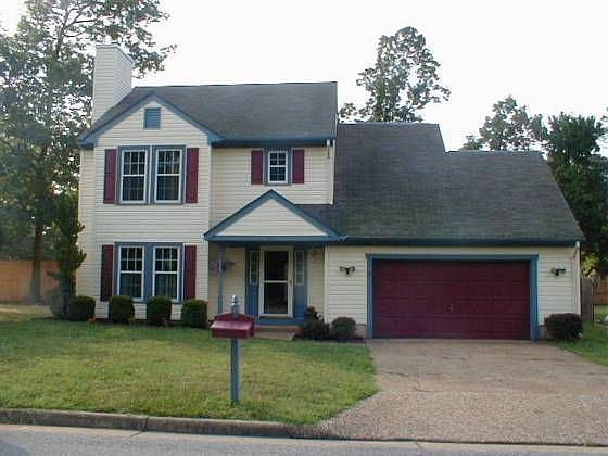 1st image of 920 Chartwell Dr