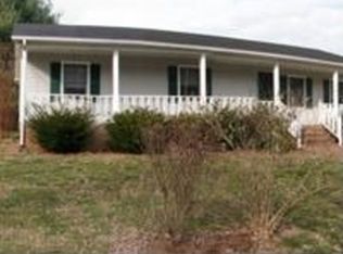 1781 Eastlake Dr, Cookeville, TN 38506
