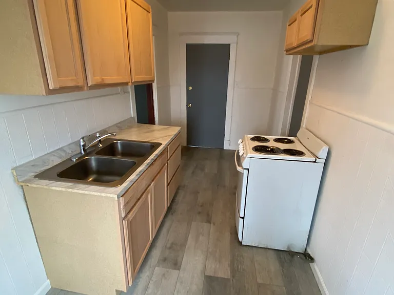 1201 W Market St #3 — Photo 2