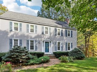 4 Colony Brook Ln, Derry, NH 03038