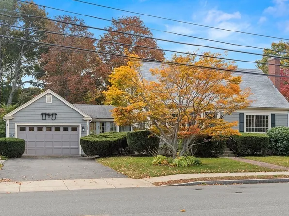 231 Essex St, Beverly, MA 01915