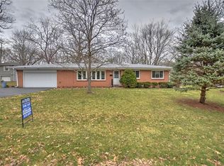 3304 Dell Oak Dr, Decatur, IL 62526