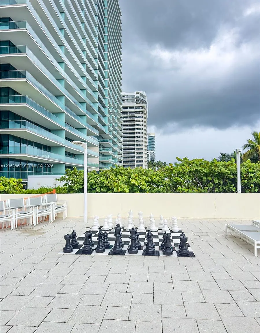 The Plaza Of Bal Harbour — Photo 4