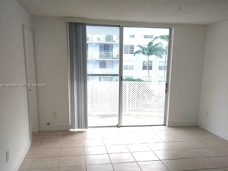488 NW 165 Street Rd #B-310 — Photo 5