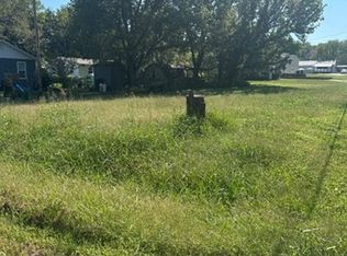 101 E Central St #1, Siloam Springs, AR 72761