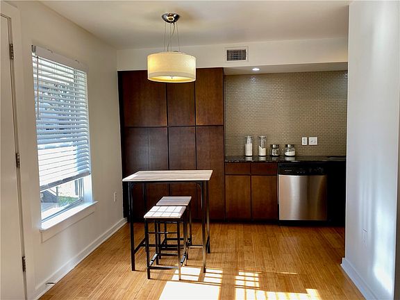5th image of 2200 Dickson Dr APT 118