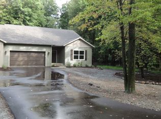 9435 The Woodlands Trl, Portage, MI