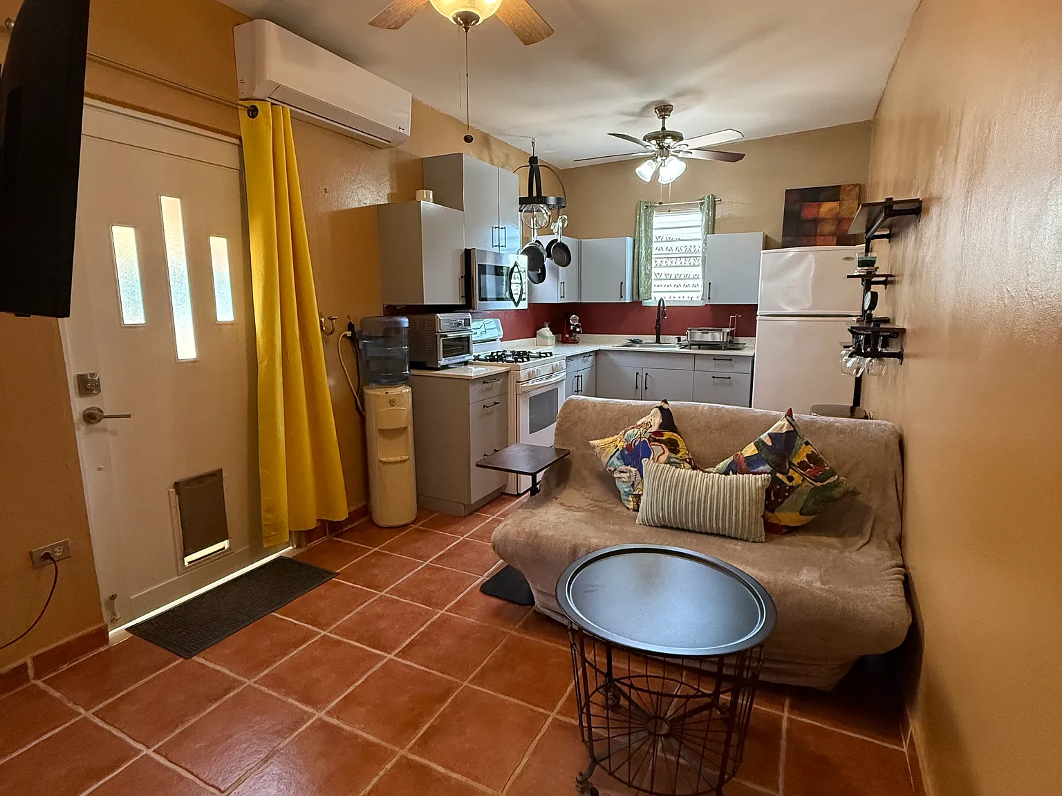 2 bed, $1,750 — Photo 3