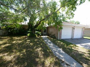 918 Summit Cir, Portland, TX 78374