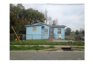 1036 Carrie St, Jacksonville, FL 32209