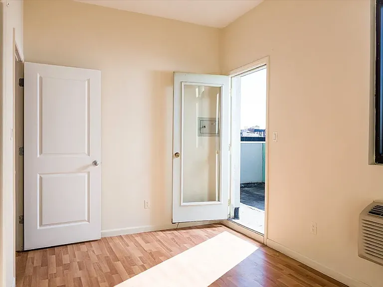 1477 Bushwick Ave #4R — Photo 8