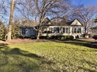 250 N Price Rd, Saint Louis, MO 63124