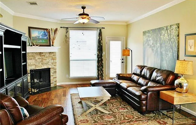 629 Rothschild Ln — Photo 23