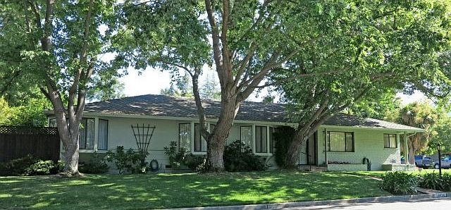 1st image of 14936 Jerries Dr