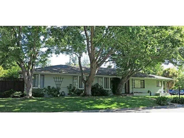 14936 Jerries Dr photo 1