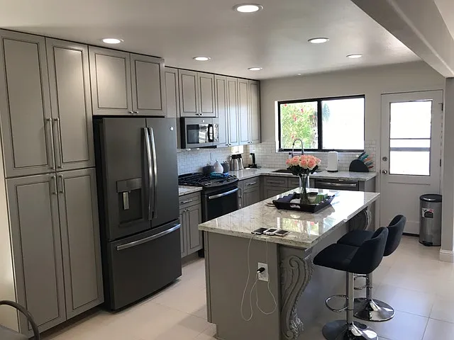 1500 Riverlake Rd photo 1