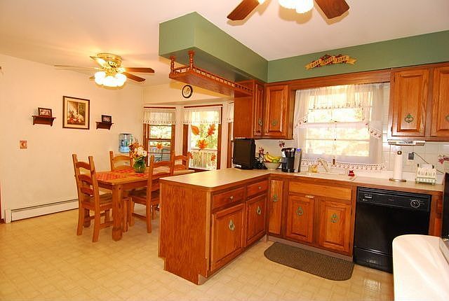 2nd image of 66 Lee Hill Rd