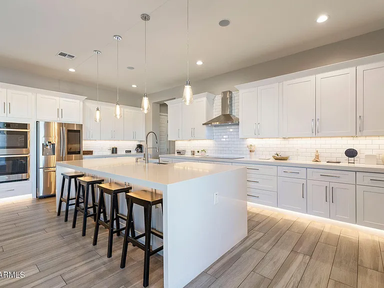 2252 E South Mountain Ave — Photo 11