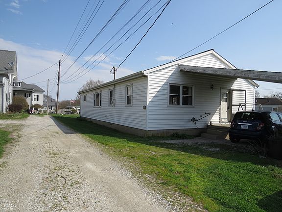 3rd image of 825 Jackson St