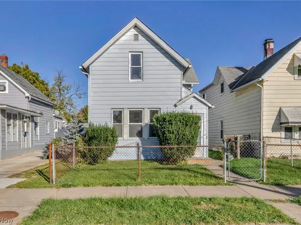 3271 W 50th St, Cleveland, OH 44102