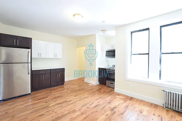 Rented by null | media 11