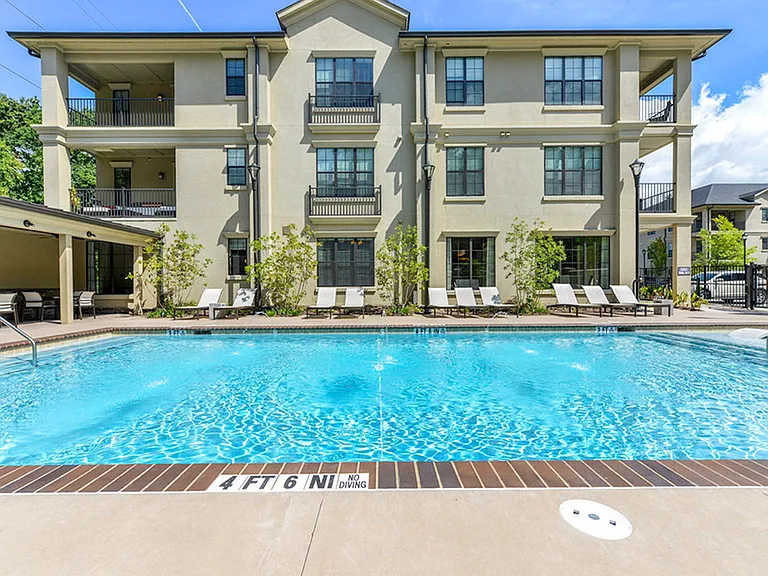 The Residences at Chastain Apartments — Photo 18