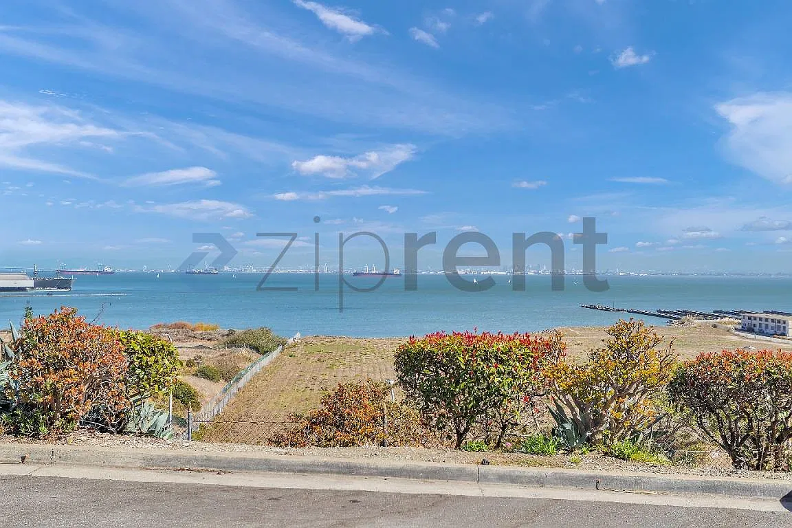 2 bed, 1.5 bath, 1150 sqft, $3,675 — Photo 3