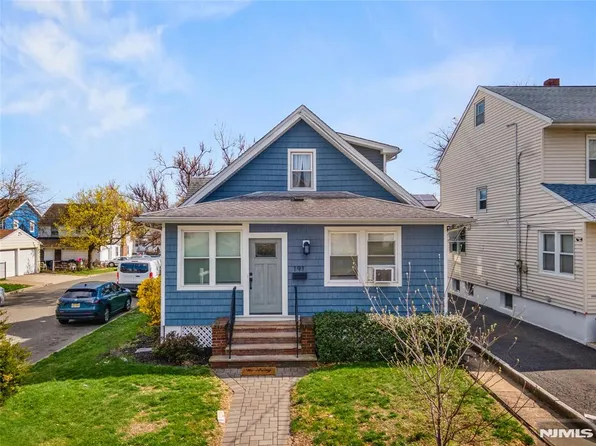 191 E 9th St, Clifton, NJ 07011