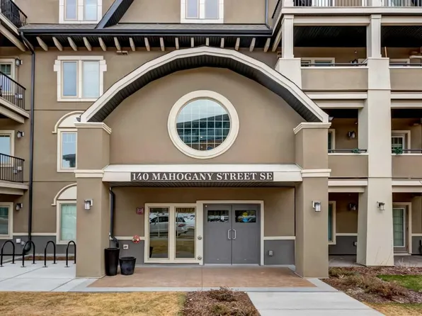 140 N Mahogany St #407, Calgary, AB T3M 4E1