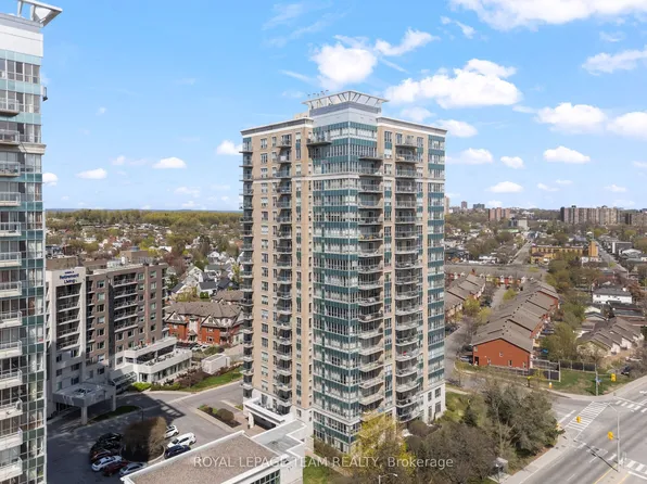 90 Landry St #1103, Ottawa, ON K1L 0A9