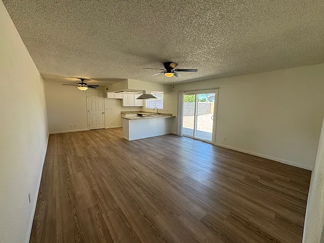 2766 E Irwin Ave — Photo 9