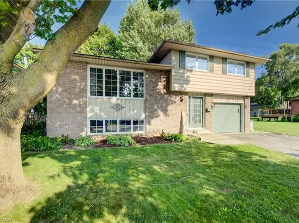 398 Boyne Ave, North Perth, ON N4W 3K4