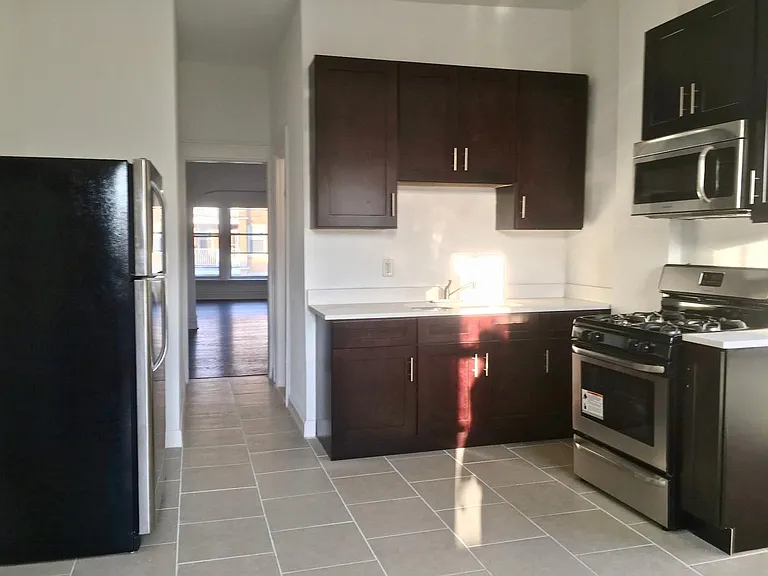 1124 S Sacramento Blvd #2 — Photo 5