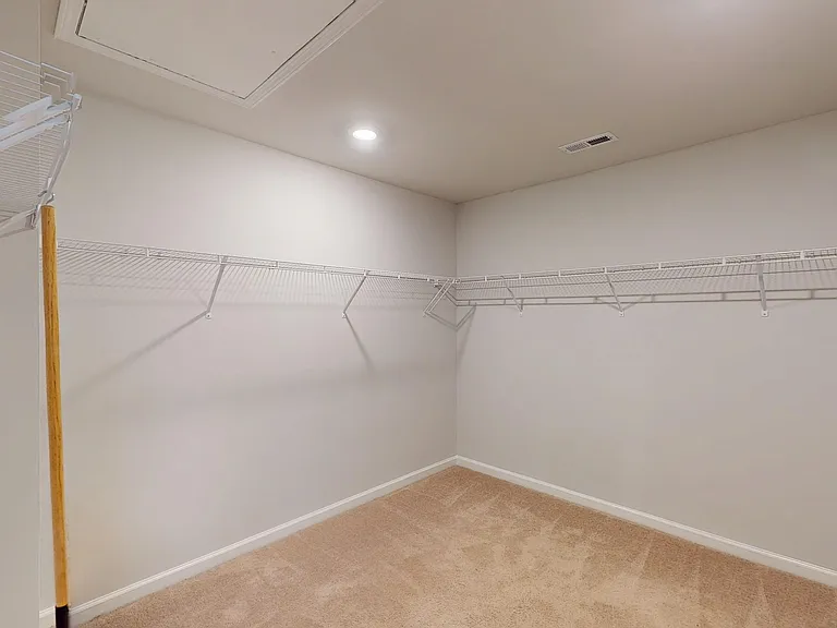 1631 Chestnut Tree Dr — Photo 24