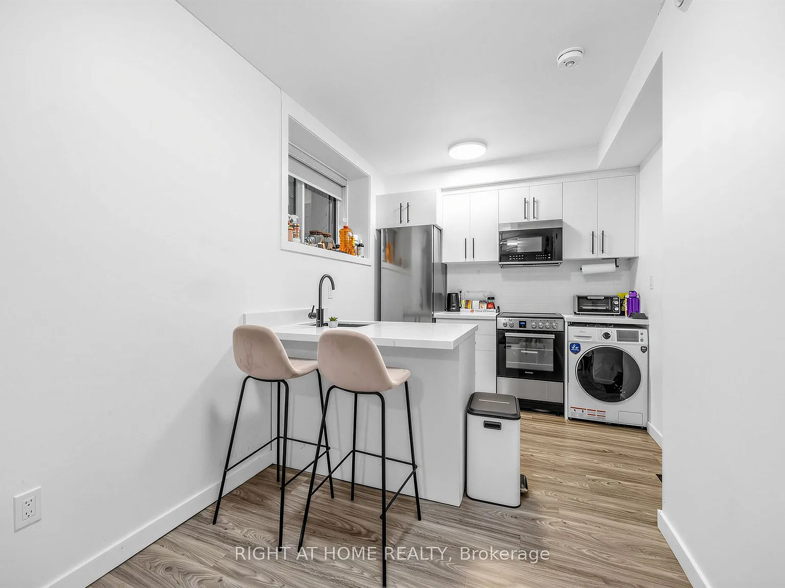 Studio, $1,650 — Photo 1
