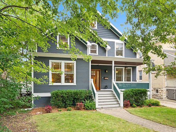 2nd image of 1119 Oak Ave