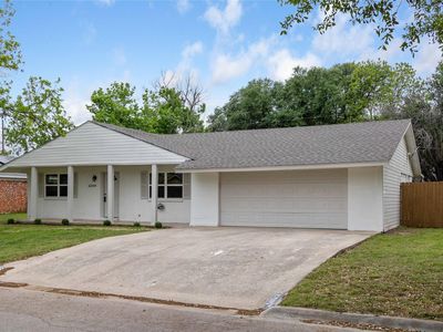 2209 9th St, Brownwood, TX, 76801